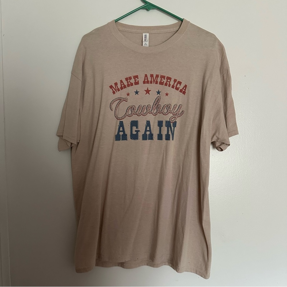 Men's Beige Graphic T-Shirt